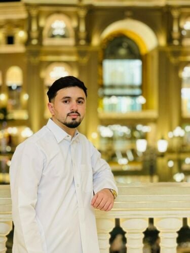 Akhlaq Khan