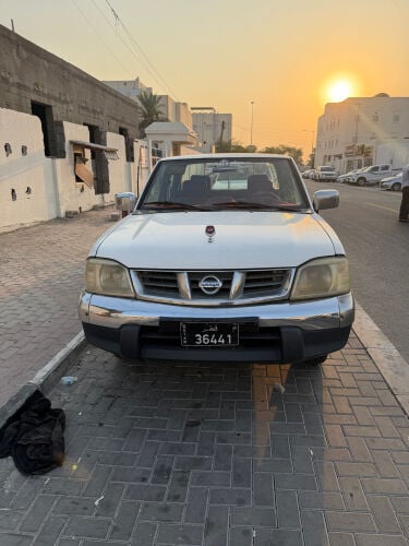 nissan pickup gl