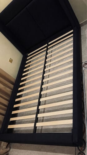 Queen bed