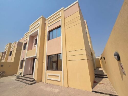 Furnished villa for rent in Umm Sal