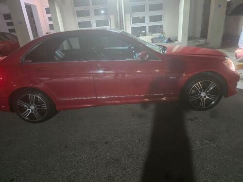 Mercedes Benz c200 model 2014