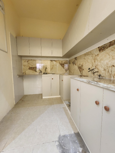 Studio for rent in Al Wakir