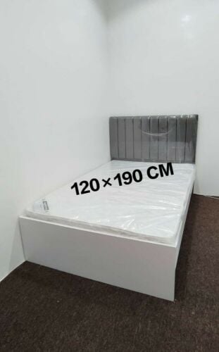 Bed, mattress, cabinet available ne