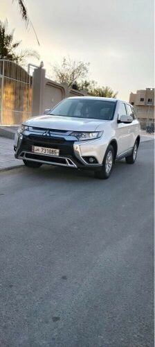 متسيوبيشى اوتلاندر 2022