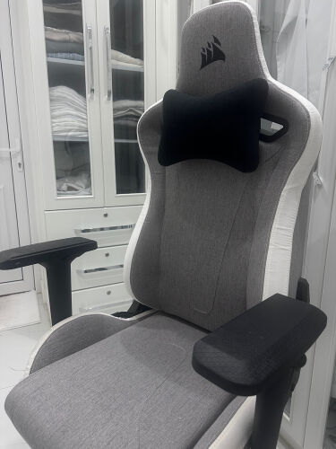 Gaming chair excellent condition