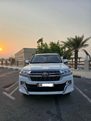 Toyota Land Cruiser VXR 2020