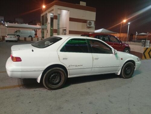 كامري وكاله موديل2002