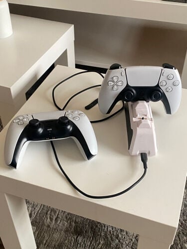 PlayStation 5 controllers