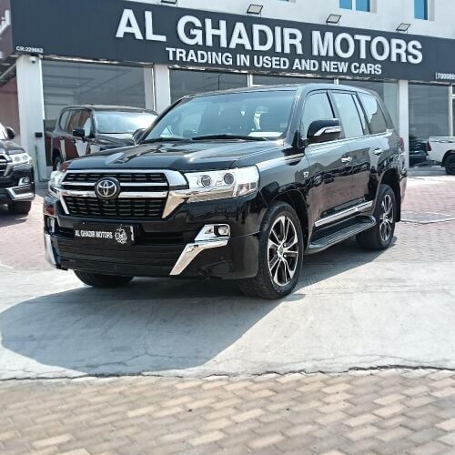 في اكس ار 2021 اسود