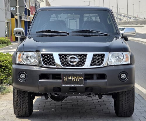 Nissan Patrol GL 4x4 Model: 2023