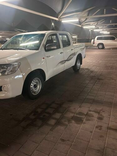 Toyota Hilux........