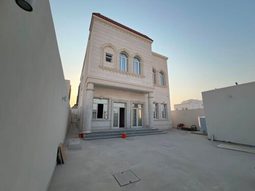Brand new villa for Rent in Alkhisa