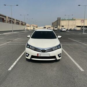 كورولا جي ال اي ٢٠١٥