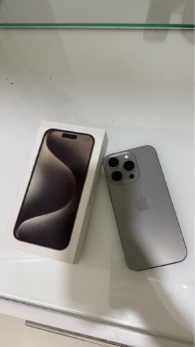 ايفون 15 برو 