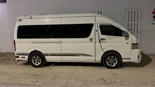 باص تويوتا هايس 