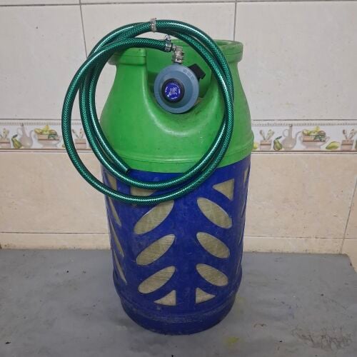 Gas Cylinder,Regulator, Pipe