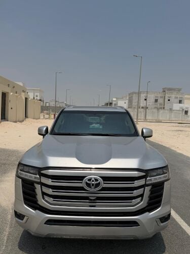 Toyota Land Cruiser GXR Twin Turbo
