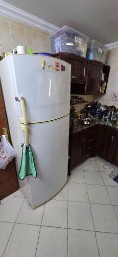 Large Whirlpool fridge 500L Sale