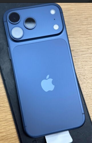 i phone 17 pro max
