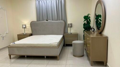 Home centre bedroom set