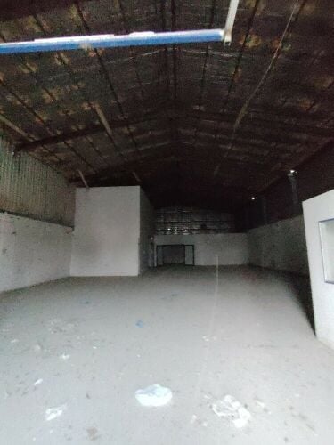 700M Store, 4 offices, open yard