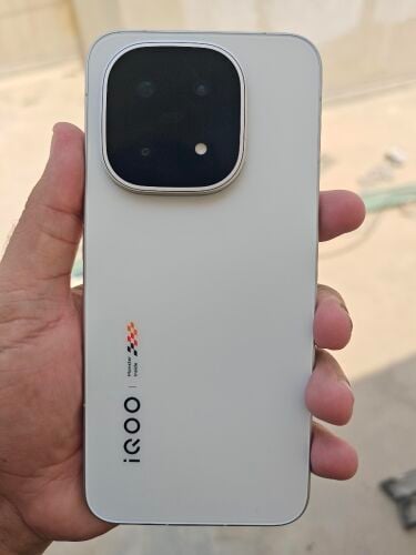 iQOO 15 512gb Global like new