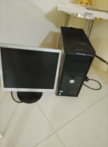 For sale a computer for school stud