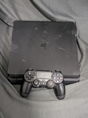 ps4 slim Old software version 9:00