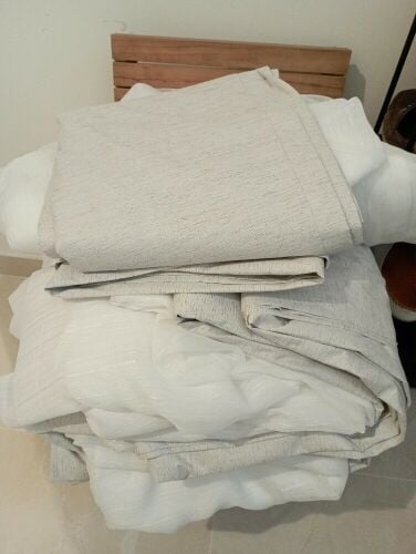 curtain one month used qatari famil