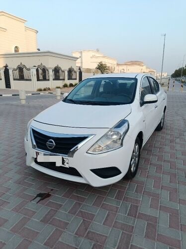 for seal Nissan sunny company car