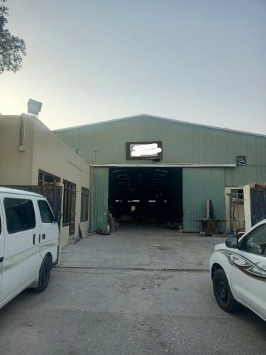 Fully Equipped Workshop for Rent
