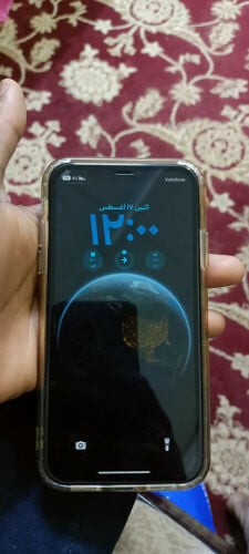 آيفون ١١