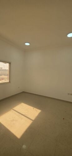 للايجار فيلا في الوكير