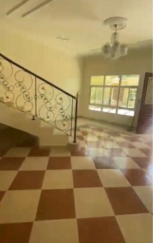 فيلا اجار ابو هامور داخل مجمع 