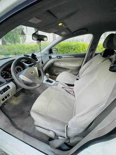 nissan sentra 2019 