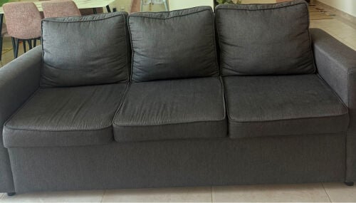 7 seater sofas in very good conditi