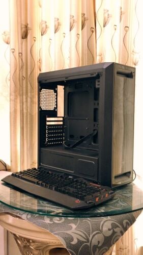 Gaming pc case and rgb keyboard