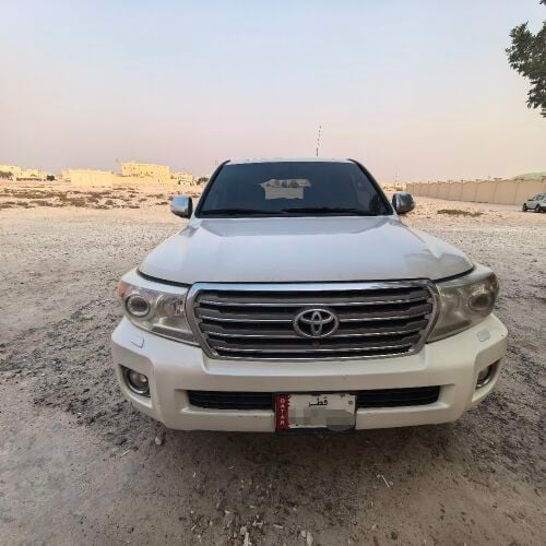 لاندكروزر في اكس ار