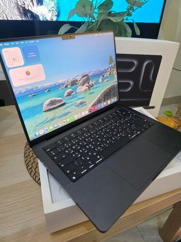 16/1TB 14" Macbook Pro M4 Black
