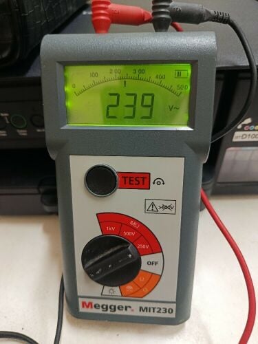megger mit230