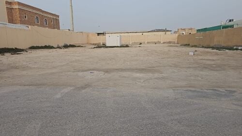 للبيع ارض بالوكير  الشارع الرئيسى