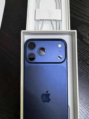 ايفون ١٧ برو ماكس 