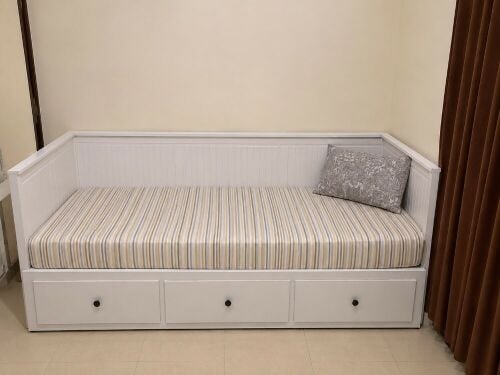 White ikea dey-bed without mattress