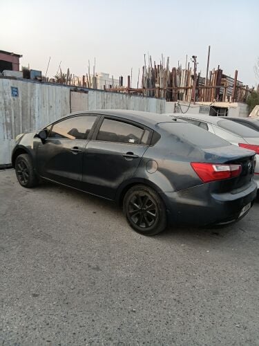 للبيع