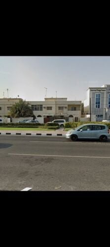 للبيع بالسد ارض اداريه  وخدميه
