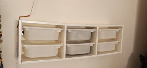 Wall storage