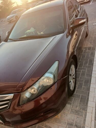 للبيع هوندا اكورد  12000