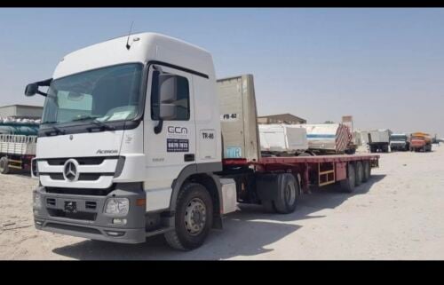 سطحه لوبد لنقل كبينه كنتينر اليات