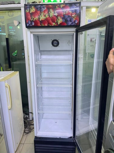ثلاجة عرض زجاجية بباب واحد 
