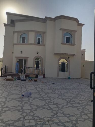 الصخامة اول ساكن إسكان